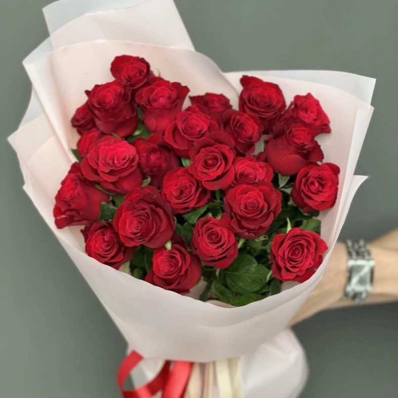 Монобукет красная роза кения 25шт