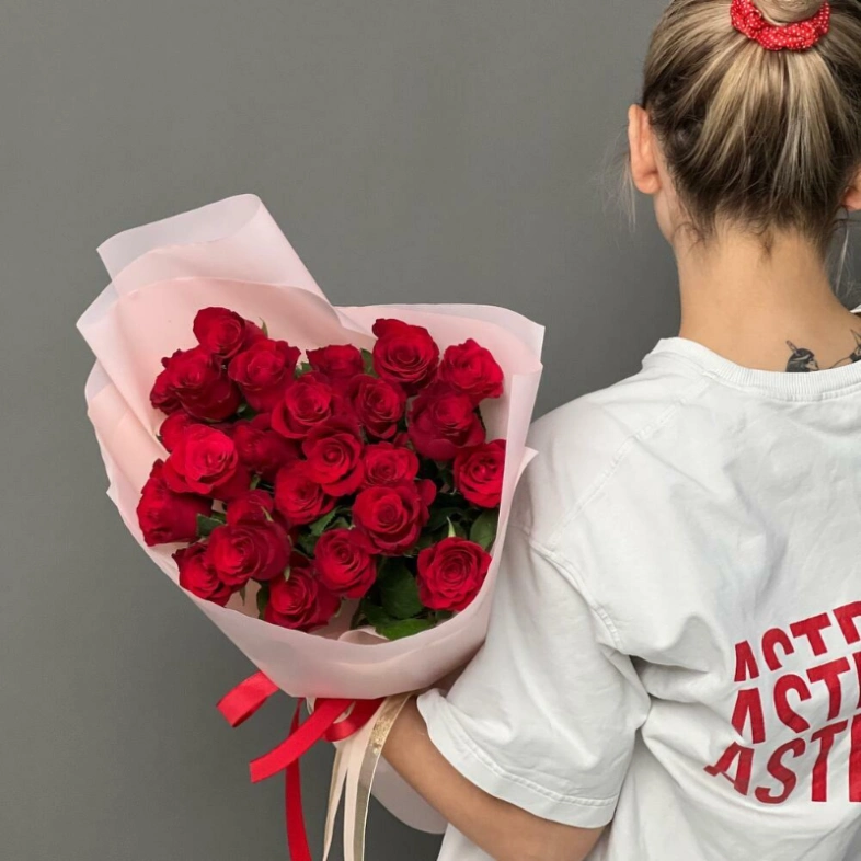 Монобукет красная роза кения 25шт