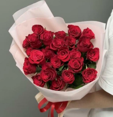 Монобукет красная роза кения 25шт