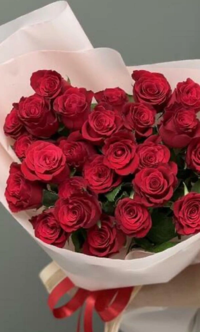 Монобукет красная роза кения 25шт