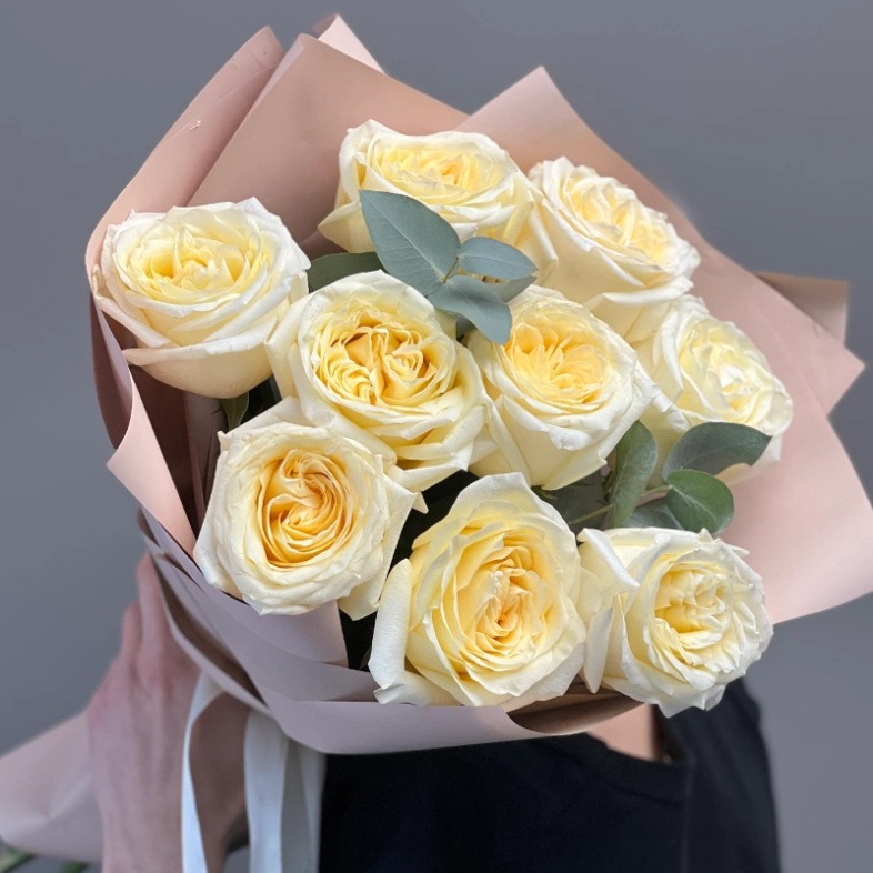 Розы Канделайт с эвкалиптом 9