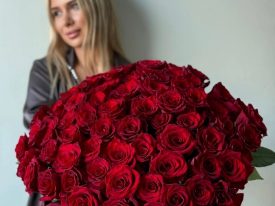 Шикарный букет 101 красная роза