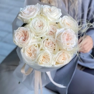 Букет цветов из парфюмированных роз Вайт О,Хара 0