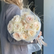 Букет цветов из парфюмированных роз Вайт О,Хара 4