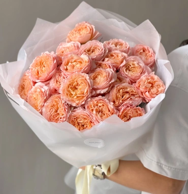 Букет цветов из кустовых роз Джульетта