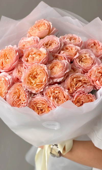 Букет цветов из кустовых роз Джульетта