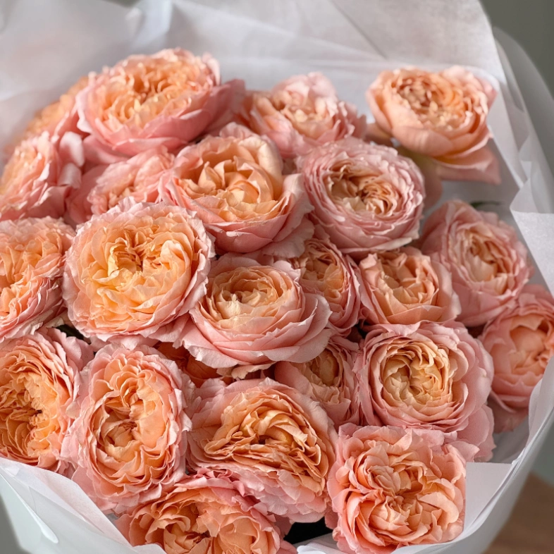 Букет цветов из кустовых роз Джульетта