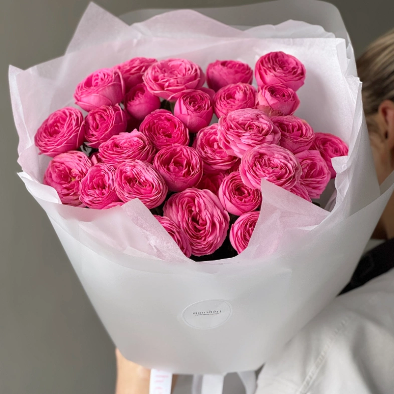 Букет цветов из кустовых роз Джезель