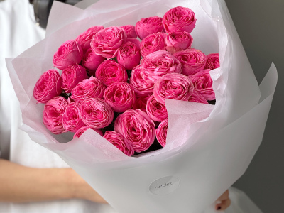 Букет цветов из кустовых роз Джезель