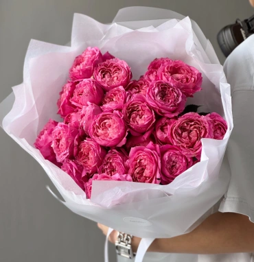 Букет цветов из кустовых роз Джульетта Серайз