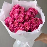 Букет цветов из кустовых роз Джульетта Серайз 4