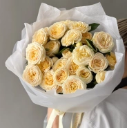 Букет цветов из кустовых роз «Изабелла» 7шт 1