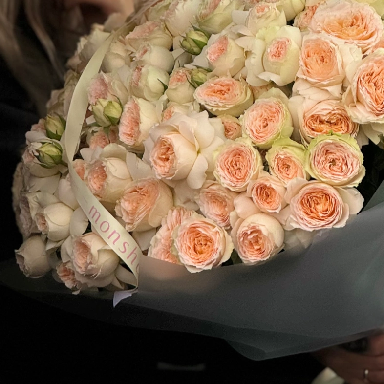 Моно гигант из кустовых роз «Pavlova»