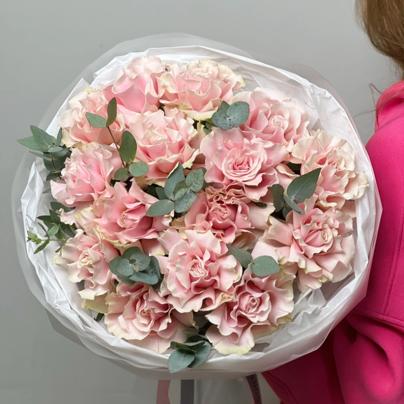 15 французских роз «Пинк Мондиаль»