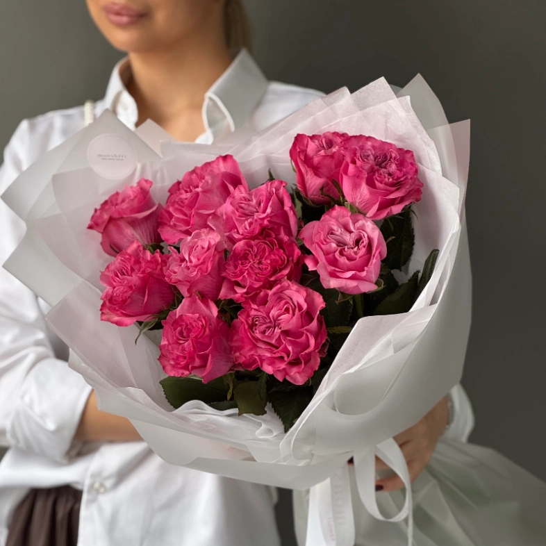 Пионовидные розы Кантри Блюз 11