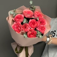 Розы с эвкалиптом «Кенди» 0