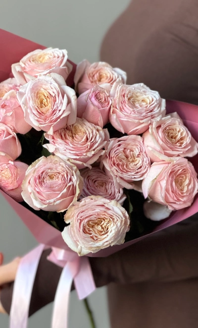 Кустовые розы «Тендрессе»