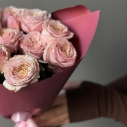 Кустовые розы «Тендрессе» 3