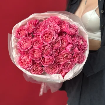 Хит кустовые розы «Джульетта Сериз»