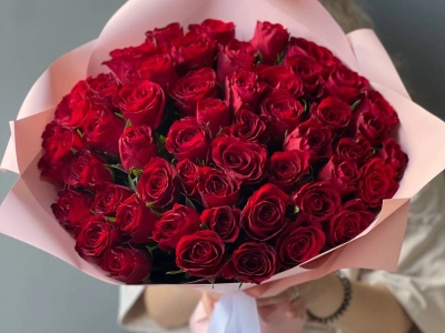 51 красная Роза Кения 