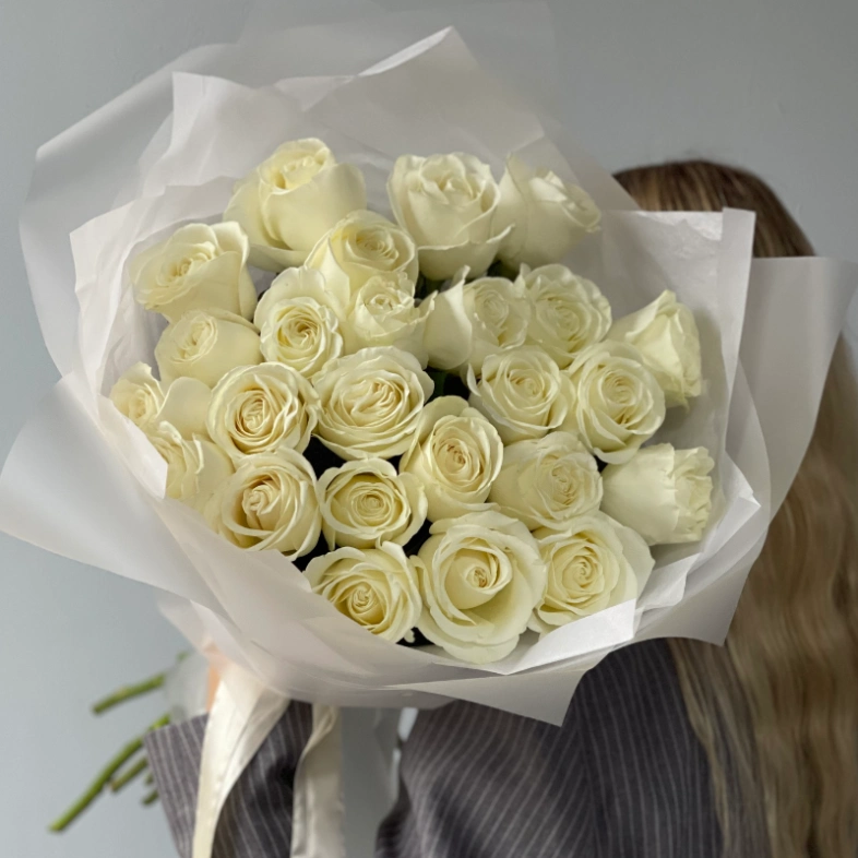 Моно из белых роз Плая 25 