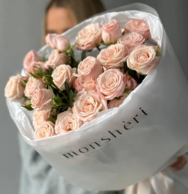 Монобукет кустовые розы Bombastic