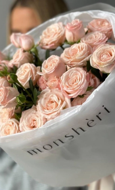 Монобукет кустовые розы Bombastic