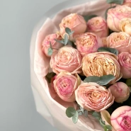 Любимой 💗5 кустовых роз тендрессе с эвкалиптом 2