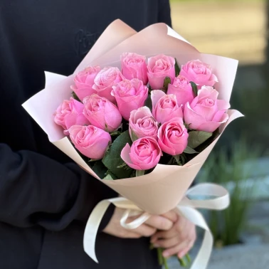 Роза кенийская розовая 15