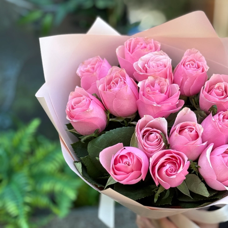 15 розовой кении