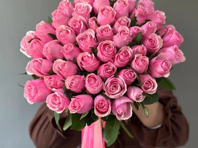 51 роза розовая кения под ленту