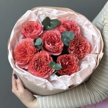 Роза Пионовидная Мандарин 7шт с эвкалиптом