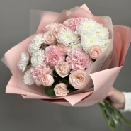 Кустовые розы, диантусы «Нежная палитра» 3