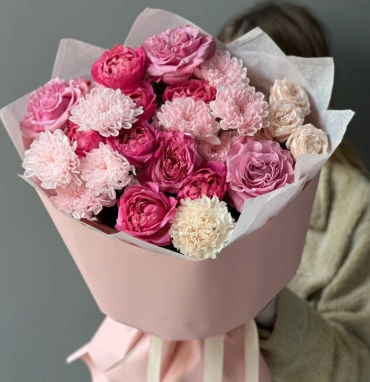 Пышный букет Яркий и нежный