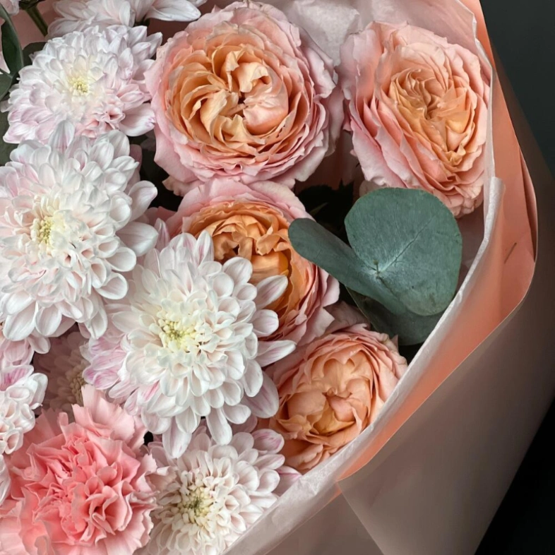 Букет кустовые розы «Очаровашка»