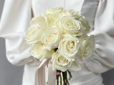 Белоснежные розы «Плая Бланка» 17