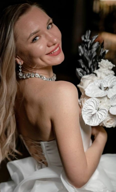 Букет с антуриумами и розами «With&Black»