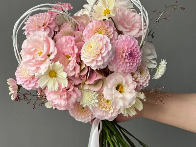 Букет в стиле «Собран в Саду»