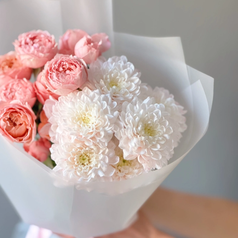 Нежный букет с пионовидными розами Джульетта