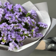 Стойкий букет из статицы 3