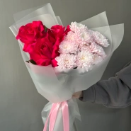 Букет «Amour» с розами и хризантемами 1