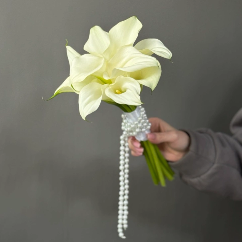 Букет из калл 11 шт