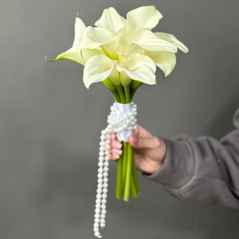 Букет из калл 11 шт