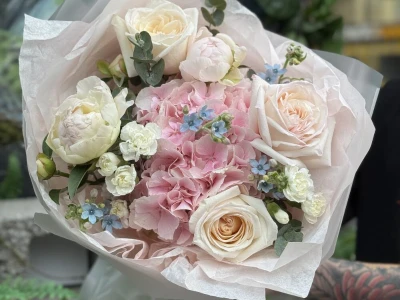 RUE DE LA ROSIÈRE | ГОРТЕНЗИЯ - ПИОН - РОЗА - НЕЗАБУДКА