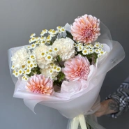 Сезонный букет с георгинами N2 2