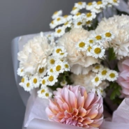 Сезонный букет с георгинами N2 3