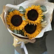 Авторский букет из подсолнухов 0