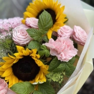 Букет с подсолнухами N2 3