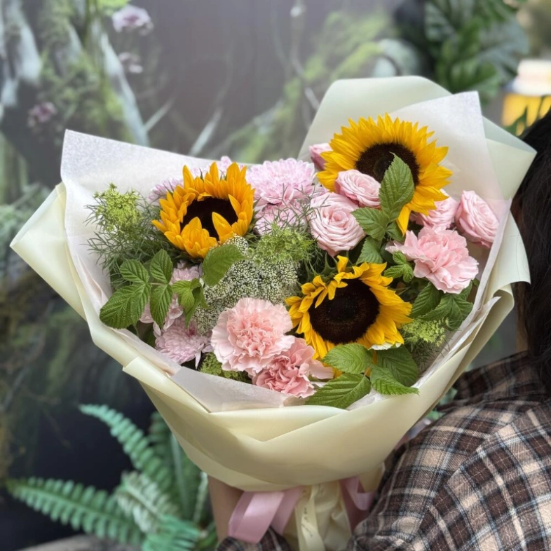 Букет с подсолнухами N2