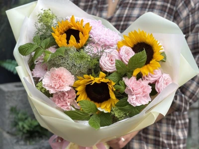 Букет с подсолнухами N2